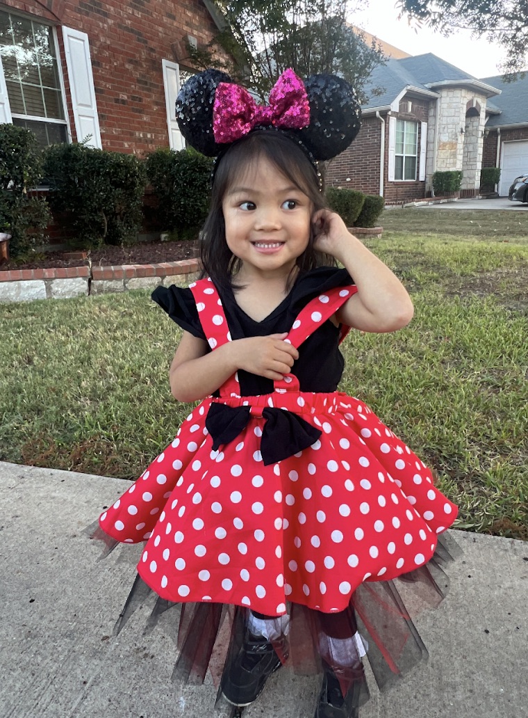Ava with Minnie Mouse